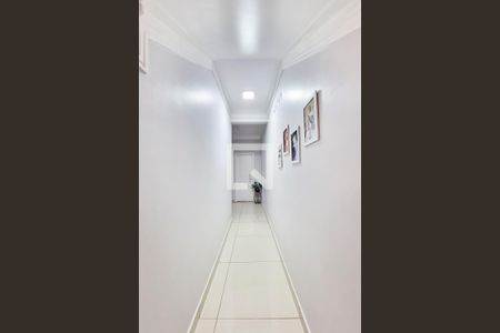 Corredor de casa para alugar com 4 quartos, 200m² em Vila Tatetuba, São José dos Campos