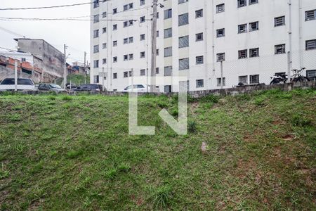 Vista da Sala de apartamento à venda com 2 quartos, 45m² em Jardim Mirna, Taboão da Serra