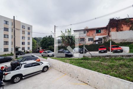 Vista do Quarto 1 de apartamento para alugar com 2 quartos, 45m² em Jardim Mirna, Taboão da Serra