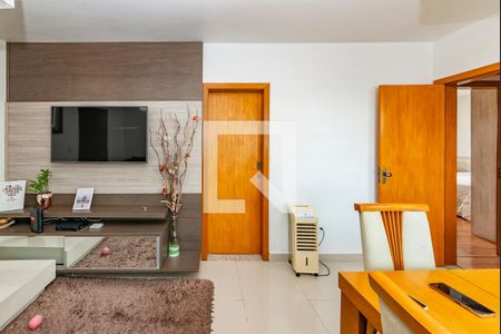 Sala 1 de apartamento à venda com 3 quartos, 177m² em Caiçaras, Belo Horizonte