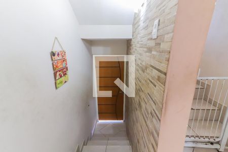 Corredor de casa à venda com 3 quartos, 200m² em Cipava, Osasco