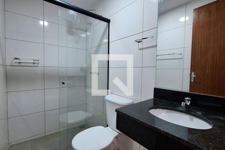 Banheiro de casa para alugar com 1 quarto, 45m² em Parque Equitativa, Duque de Caxias