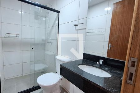 Banheiro de casa para alugar com 1 quarto, 45m² em Parque Equitativa, Duque de Caxias