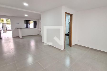 Sala/Quarto/Cozinha de casa para alugar com 1 quarto, 45m² em Parque Equitativa, Duque de Caxias