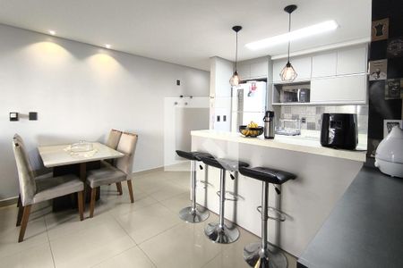 Sala de apartamento à venda com 3 quartos, 69m² em Jardim Tamoio, Jundiaí