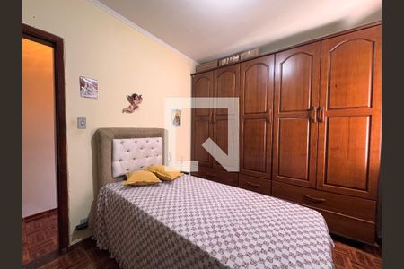 Quarto 1 de casa à venda com 4 quartos, 179m² em Vila Linda, Santo André