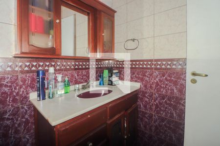 Casa à venda com 202m², 4 quartos e 3 vagas Casa à venda com 202m², 4 quartos e 3 vagasBanheiro da Suíte