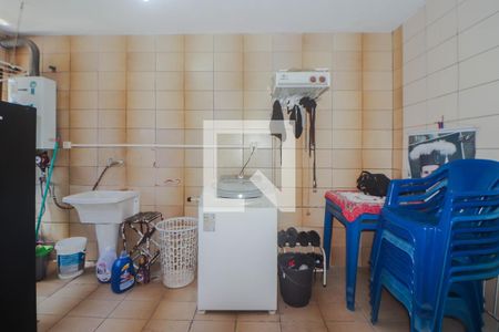 Casa à venda com 202m², 4 quartos e 3 vagas Casa à venda com 202m², 4 quartos e 3 vagasGaragem - Área de Serviço