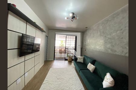 Sala de casa à venda com 4 quartos, 500m² em Méier, Rio de Janeiro