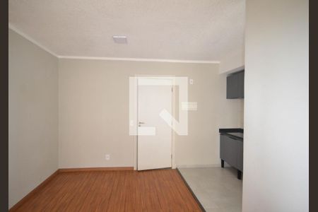 Sala de apartamento para alugar com 2 quartos, 42m² em Parque Rosário, Belford Roxo