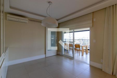 Sala de apartamento para alugar com 3 quartos, 181m² em Cambuí, Campinas