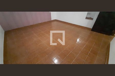 Quarto de casa para alugar com 7 quartos, 129m² em Veloso, Osasco