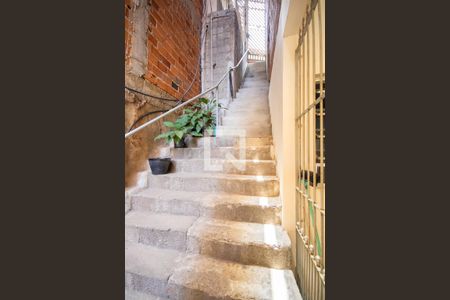 Casa à venda com 130m², 3 quartos e 3 vagas Casa à venda com 130m², 3 quartos e 3 vagasEntrada