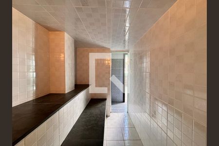 Casa para alugar com 500m², 4 quartos e 5 vagas Casa para alugar com 500m², 4 quartos e 5 vagasSaúna
