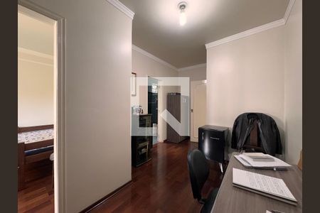Casa para alugar com 500m², 4 quartos e 5 vagas Casa para alugar com 500m², 4 quartos e 5 vagasEscritorio