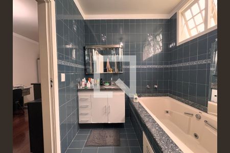 Casa para alugar com 500m², 4 quartos e 5 vagas Casa para alugar com 500m², 4 quartos e 5 vagasBanheiro da suíte 2