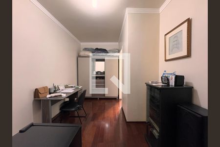 Casa para alugar com 500m², 4 quartos e 5 vagas Casa para alugar com 500m², 4 quartos e 5 vagasEscritorio