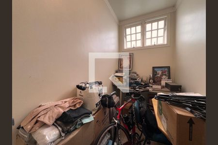 Casa para alugar com 500m², 4 quartos e 5 vagas Casa para alugar com 500m², 4 quartos e 5 vagasQuarto 1