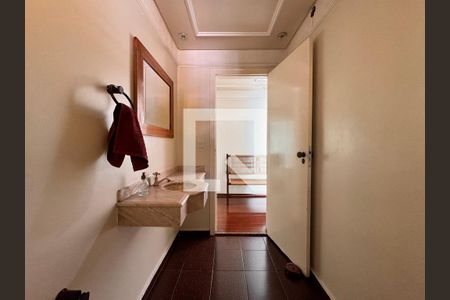 Casa para alugar com 500m², 4 quartos e 5 vagas Casa para alugar com 500m², 4 quartos e 5 vagasLavabo