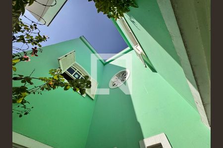 Casa para alugar com 500m², 4 quartos e 5 vagas Casa para alugar com 500m², 4 quartos e 5 vagasJardim de inverno