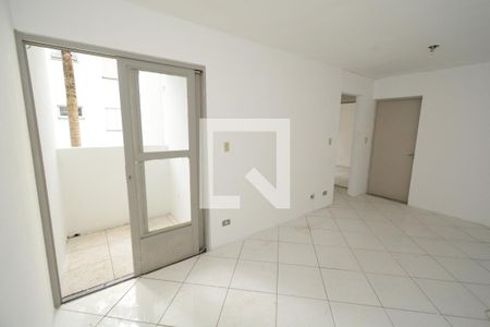 Sala de apartamento para alugar com 2 quartos, 70m² em Guarapiranga, São Paulo