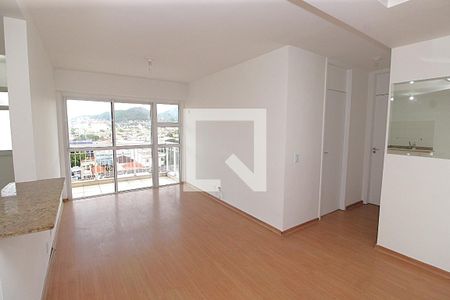 Sala de apartamento para alugar com 2 quartos, 63m² em Vila Valqueire, Rio de Janeiro