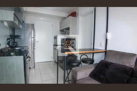 Sala/Cozinha de apartamento à venda com 1 quarto, 28m² em Vila Alpina, São Paulo