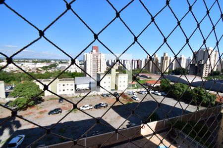 Quarto 1 - Vista de apartamento à venda com 3 quartos, 90m² em Fazenda Santa Cândida, Campinas