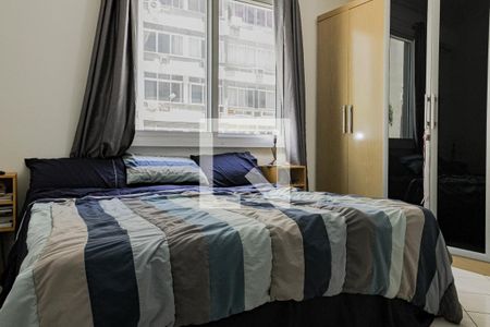 Quarto 1 de apartamento à venda com 2 quartos, 71m² em Copacabana, Rio de Janeiro