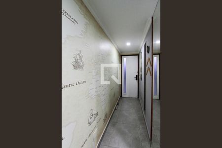 Corredor de entrada de apartamento à venda com 2 quartos, 100m² em Barra da Tijuca, Rio de Janeiro