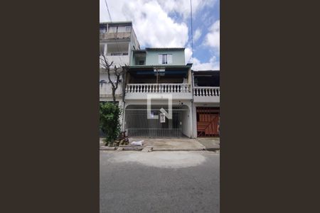 Casa para alugar com 80m², 1 quarto e 1 vaga Casa para alugar com 80m², 1 quarto e 1 vagaFachada