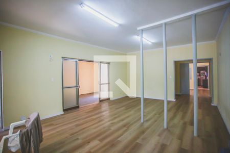 Sala de Estar de casa para alugar com 3 quartos, 200m² em Vila da Saúde, São Paulo