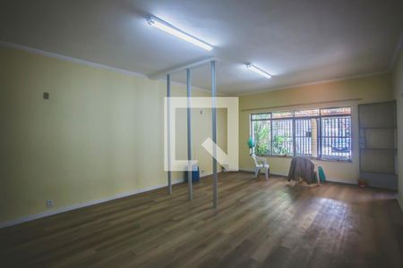 Sala de Estar de casa para alugar com 3 quartos, 200m² em Vila da Saúde, São Paulo