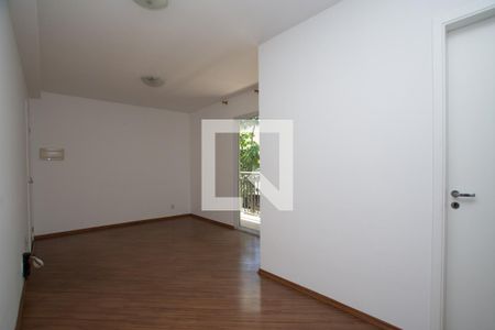 Sala de apartamento para alugar com 3 quartos, 60m² em Vila Augusta, Guarulhos