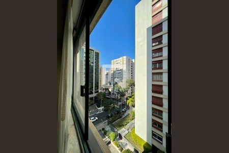 Apartamento à venda com 3 quartos, 165m² em Santa Cecilia, São Paulo