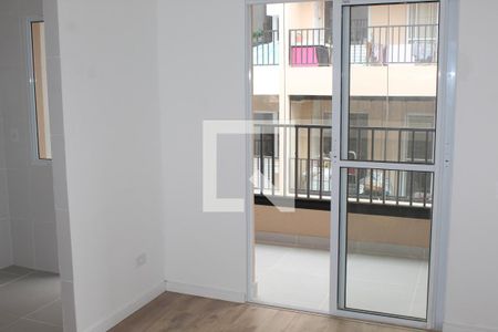 Sala de apartamento para alugar com 2 quartos, 41m² em Jardim da Gloria, Cotia