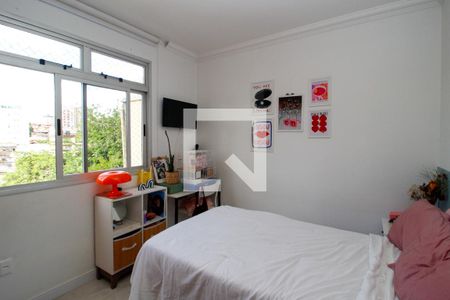 Quarto de apartamento à venda com 3 quartos, 150m² em Padre Eustáquio, Belo Horizonte