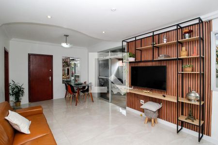 Sala de apartamento à venda com 3 quartos, 150m² em Padre Eustáquio, Belo Horizonte