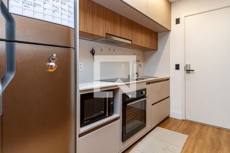 Cozinha de kitnet/studio para alugar com 1 quarto, 24m² em Brooklin, São Paulo