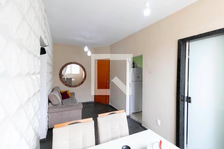 Sala  de apartamento para alugar com 3 quartos, 60m² em Jaqueline, Belo Horizonte