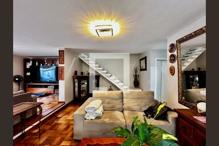 Sala de casa à venda com 4 quartos, 250m² em Santo Amaro, São Paulo