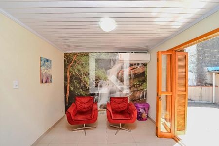 Sala de casa à venda com 3 quartos, 170m² em Santa Rosa de Lima, Porto Alegre