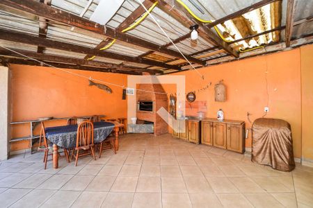 Casa à venda com 170m², 3 quartos e 3 vagas Casa à venda com 170m², 3 quartos e 3 vagasÁrea de Serviço/Espaço Churrasqueira