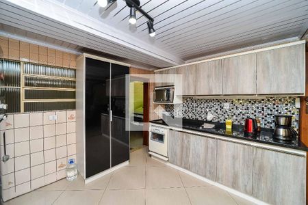 Casa à venda com 170m², 3 quartos e 3 vagas Casa à venda com 170m², 3 quartos e 3 vagasCozinha