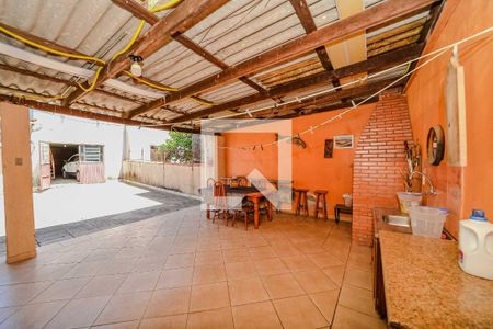 Casa à venda com 170m², 3 quartos e 3 vagas Casa à venda com 170m², 3 quartos e 3 vagasÁrea de Serviço/Espaço Churrasqueira