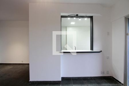 Cozinha de apartamento para alugar com 1 quarto, 72m² em Barra da Tijuca, Rio de Janeiro