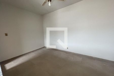 Sala de casa para alugar com 1 quarto, 60m² em Jardim Olavo Bilac, Duque de Caxias