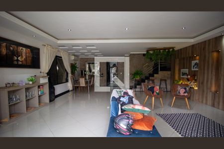 Sala de casa de condomínio à venda com 5 quartos, 800m² em Vargem Pequena, Rio de Janeiro