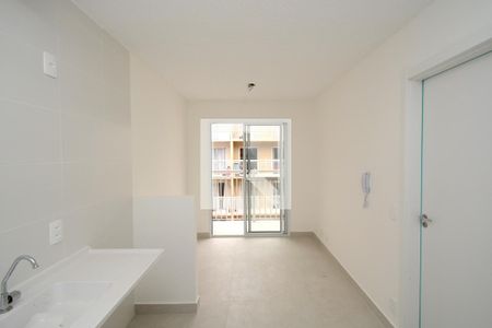 Sala/Cozinha de apartamento para alugar com 1 quarto, 31m² em Socorro, São Paulo