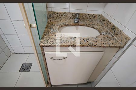 banheiro de apartamento à venda com 1 quarto, 60m² em Tanque, Rio de Janeiro